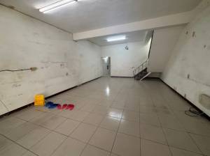家立-海佃國小旁傳統透天.
