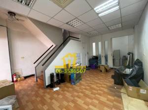 家立-近新光三越六套房黃.