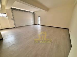 家立-土城市中心百坪電梯.